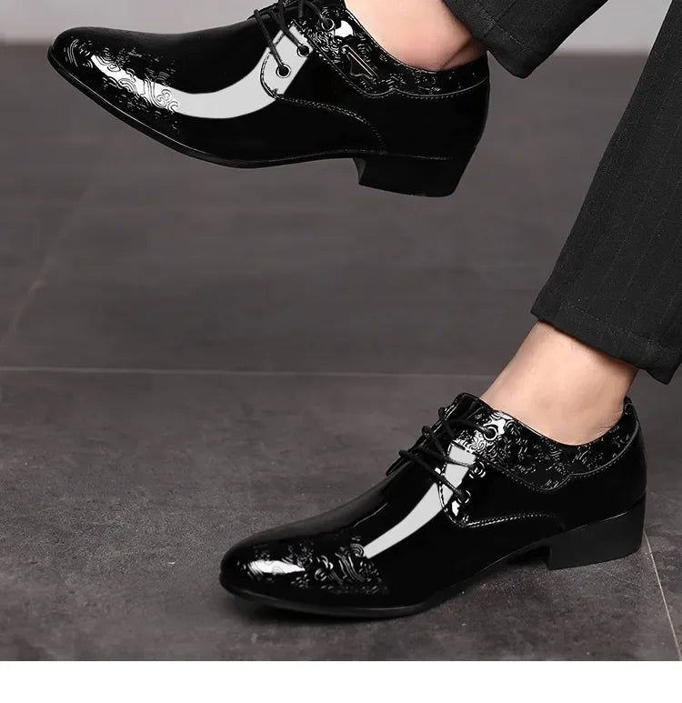 Shoes for Men Casual Business Dress Shoes Lace Up Formal Black Patent Leather Brogue Shoes for Male Wedding Party Office Oxfords
